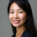 Portrait de Lina Chen, Spécialiste cuirs et matières délicates